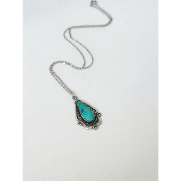 Vintage Bell Sterling Turquoise Necklace on 15" Chain Teardrop Pendant - Picture 2 of 3